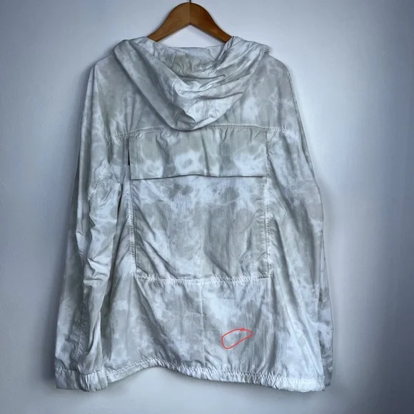 Nike Size L Men’s Sportswear Tech Pack Woven Hooded Jacket In Green/ White - Picture 12 of 13